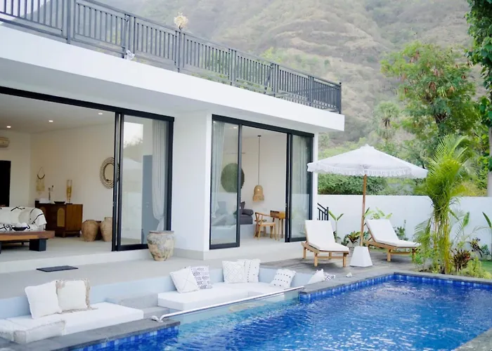 Mercure. Private Villa. 2 En-suite Bedrooms.