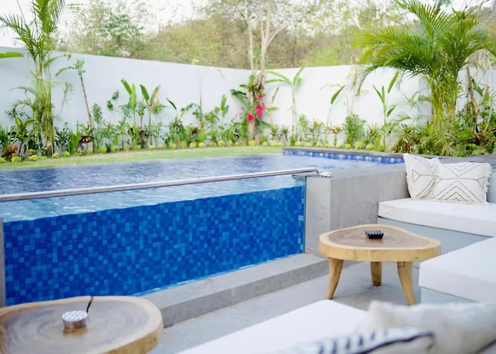 Mercure. Private Villa. 2 En-suite Bedrooms. Holiday home