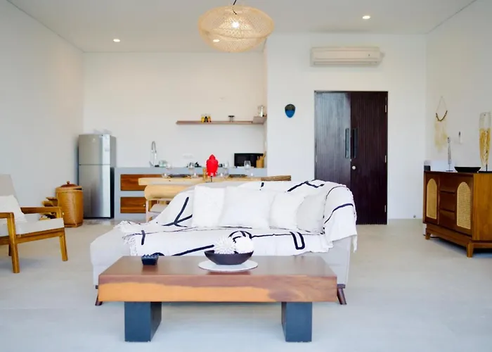 Mercure. Private Villa. 2 En-suite Bedrooms. Holiday home Amed (Bali)