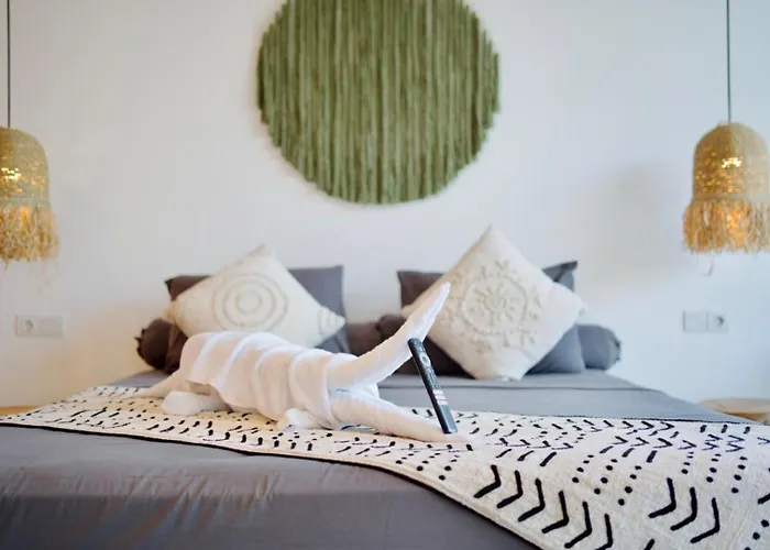 Holiday home Mercure. Private Villa. 2 En-suite Bedrooms. *