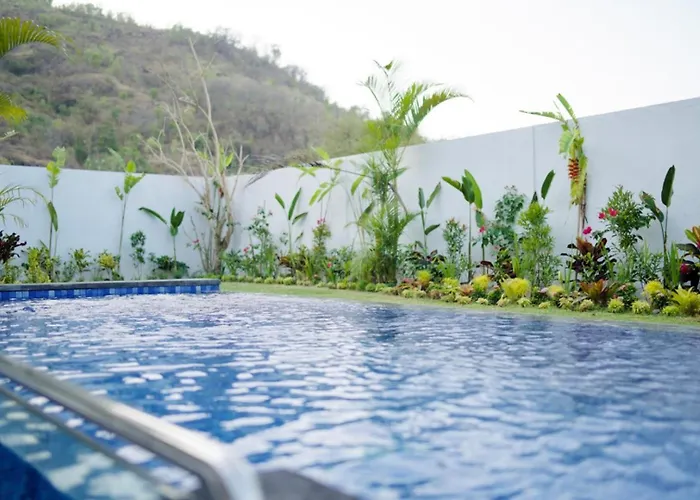 Mercure. Private Villa. 2 En-suite Bedrooms. Amed (Bali)